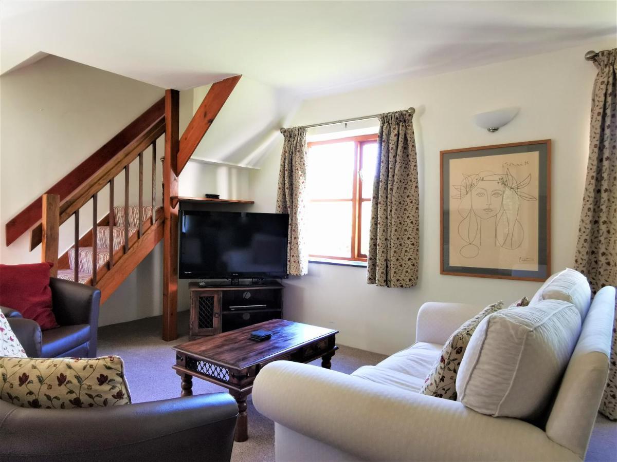 Wellstone Cottages - Honey Coach House Llanfyrnach Εξωτερικό φωτογραφία